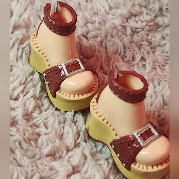 Mattel Barbie My Scene Red Platform Doll Sandals Shoes 2003 Spring Break Chelsea - Picture 5 of 6